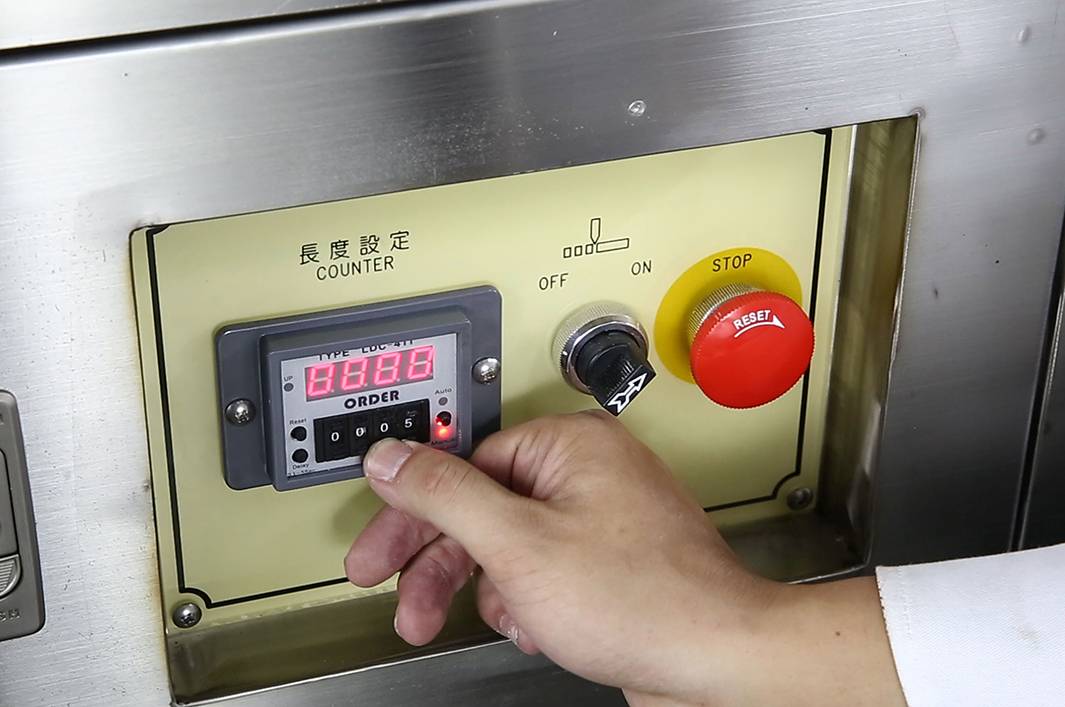 YJ-STB35 自動切断機 YJ-STB35 自動切断機